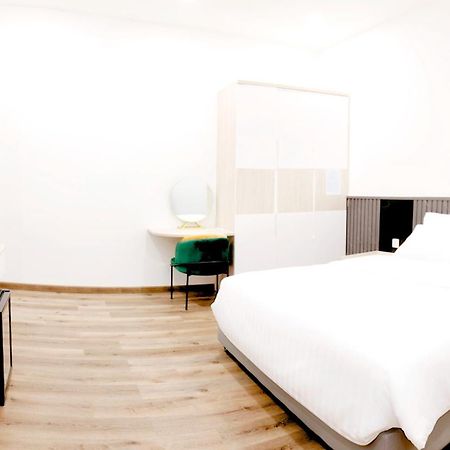 Hera Hostel 朱笃 外观 照片